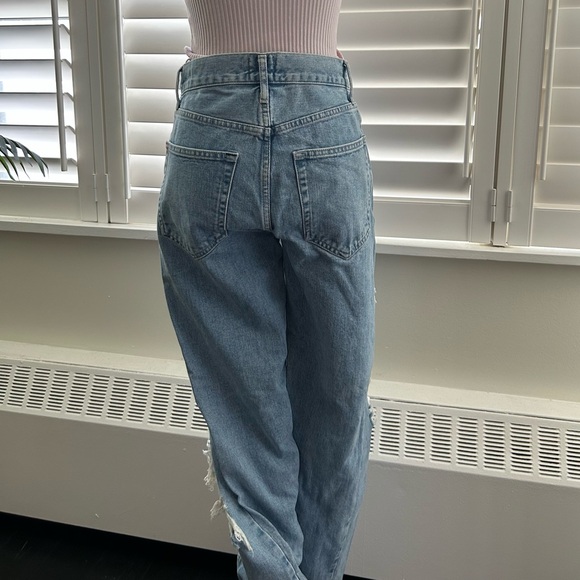 Urban outfitter BDG ripped jeans. Size 25. - Picture 2 of 3